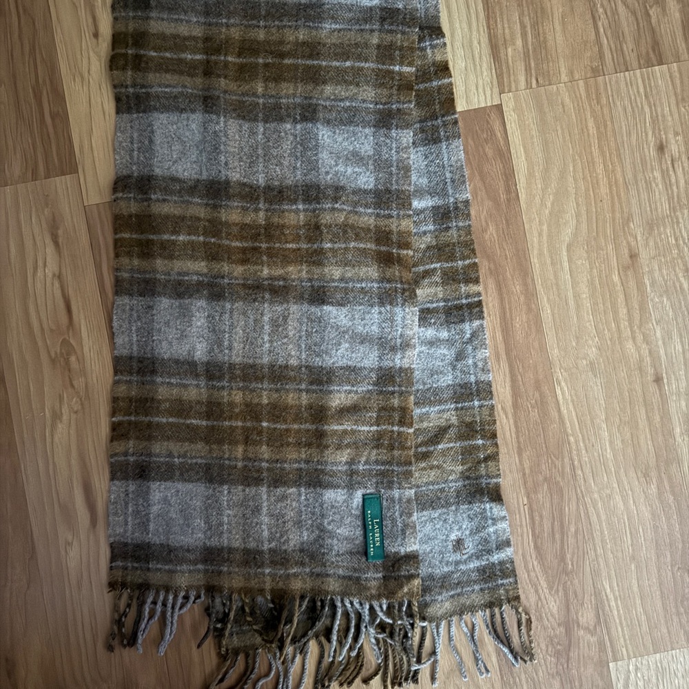 Barbour Checkered Scarf in Brown and Gray